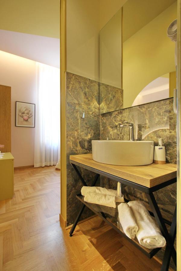 Dreaming Rome Suites Bagian luar foto