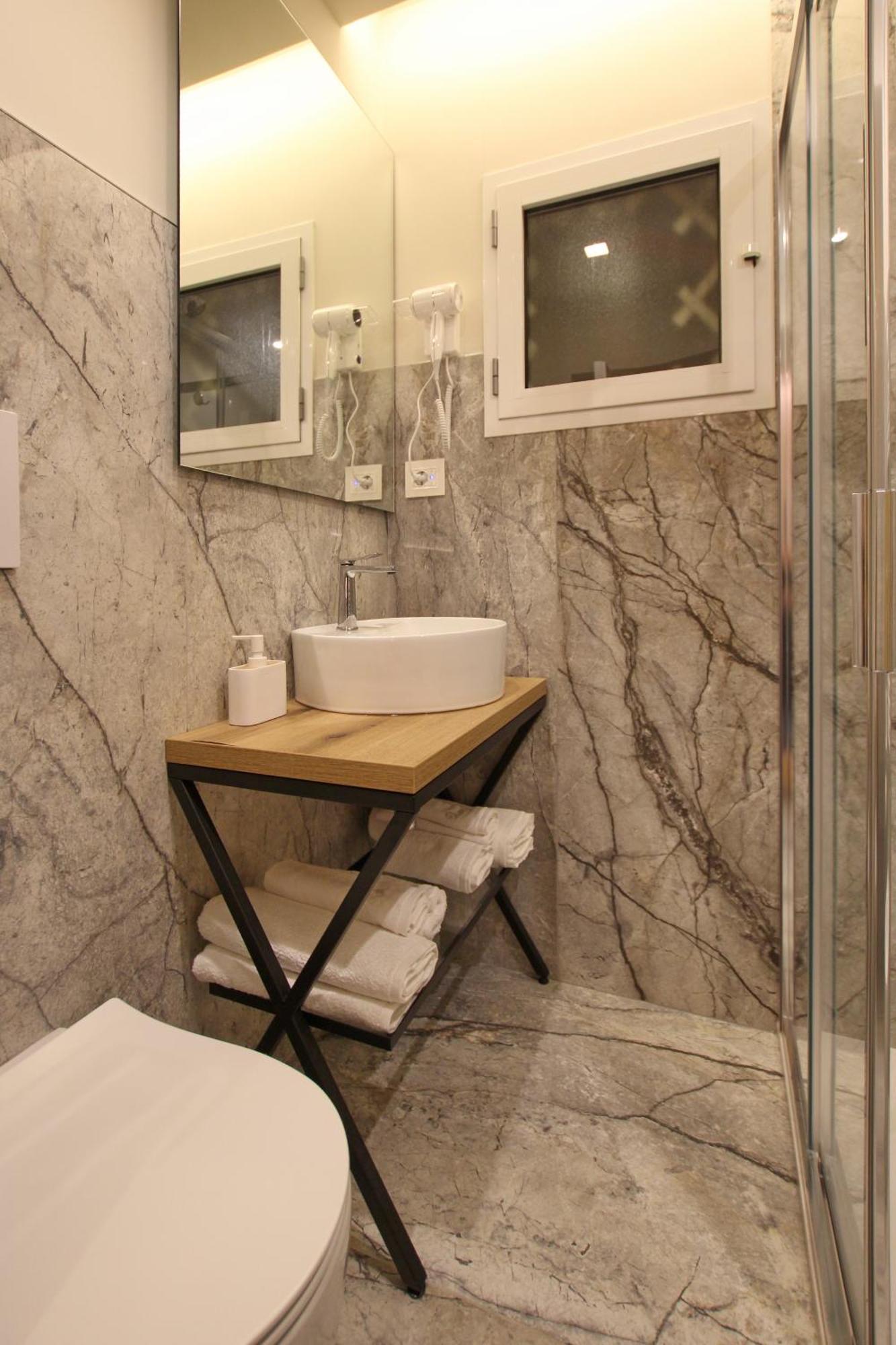 Dreaming Rome Suites Bagian luar foto