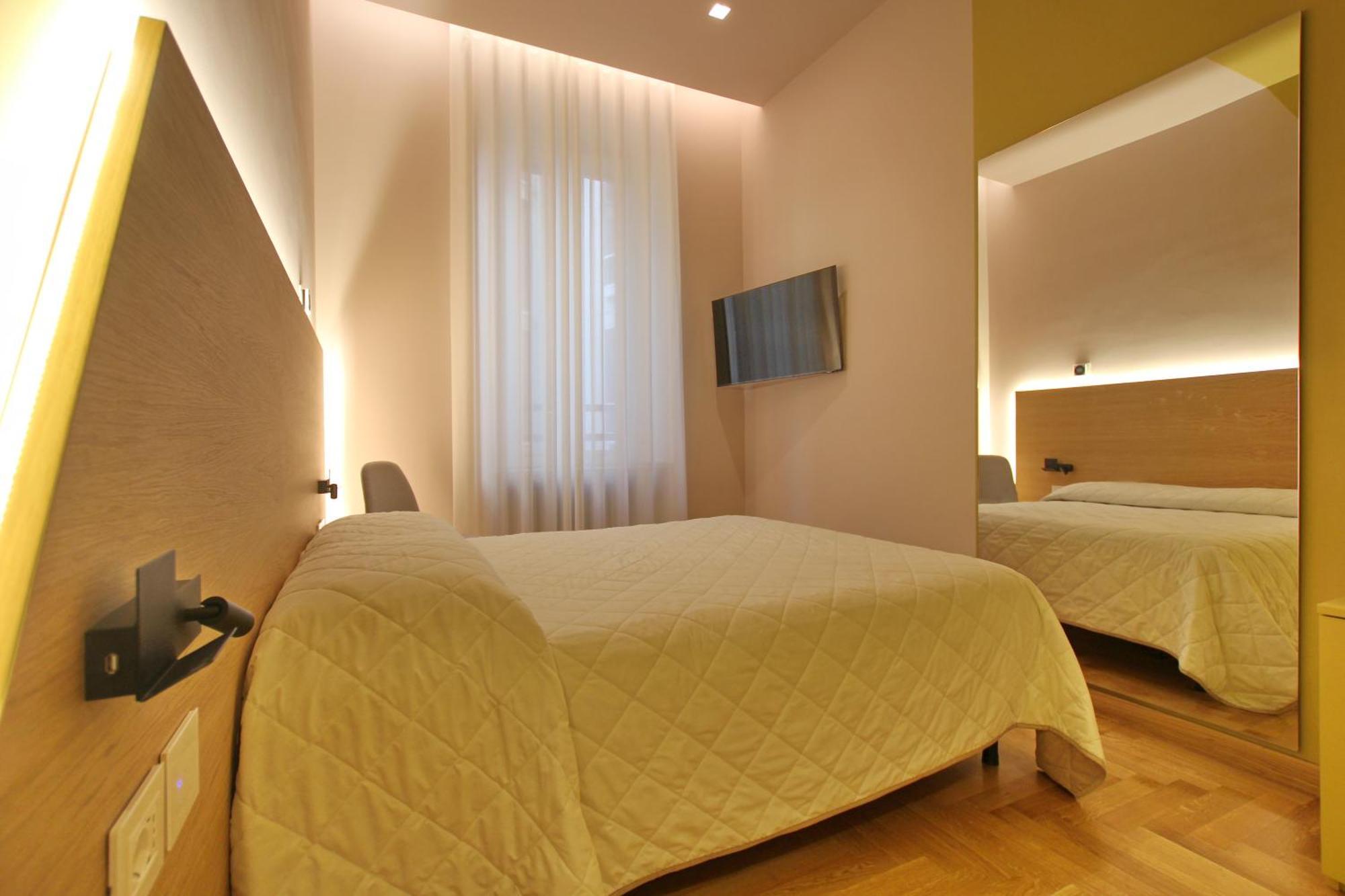 Dreaming Rome Suites Bagian luar foto